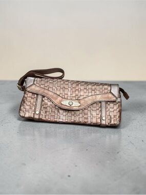 Elliott Lucca Woven Pink Metallic Rose-Gold Leather Wristlet Clutch